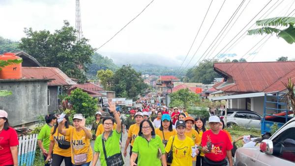 Momentum 110 Tahun Injil Masuk Toraja, Ratusan Peserta Jalan Santai dan Tanam Pohon Menuju Buisun