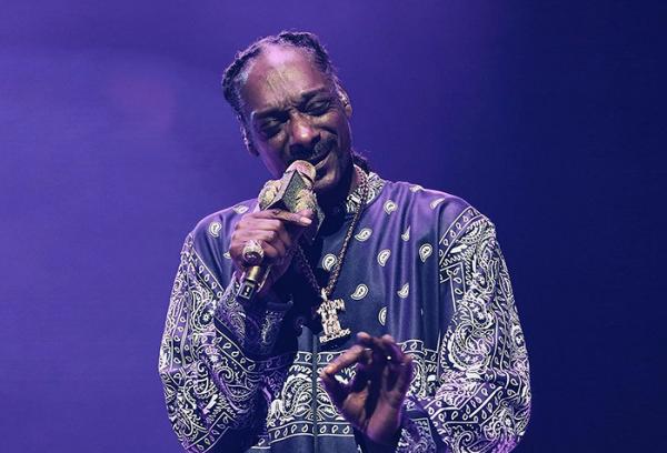 Terpikat Cita Rasa Kopi Sumatra, Rapper Snoop Dogg Jualan Kopi Indonesia