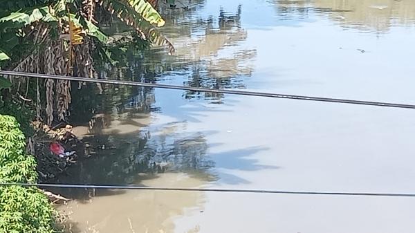 Camat Sindangbarang Minta Warganya Tidak Buang Sampah ke Sungai