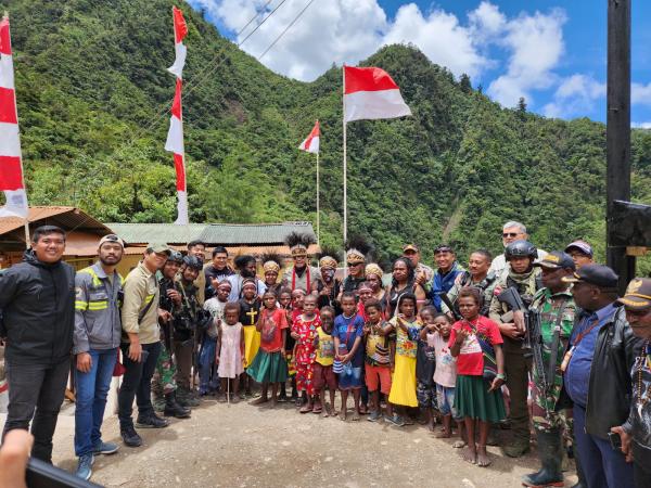 Warga Kampung Kimbeli dan Waa Banti Papua Tengah Berikrar Jaga Persatuan dan Kesatuan NKRI