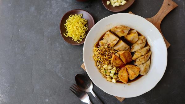 Pempek Makanan Berbahan Seafood Terenak Keempat Dunia Rasanya Memang