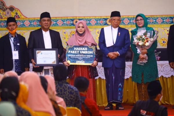 Selma Cucu Wapres Ma'ruf Amin jadi Hafizah Terbaik di Ponpes Hamalatul Qur'an Putri Jombang