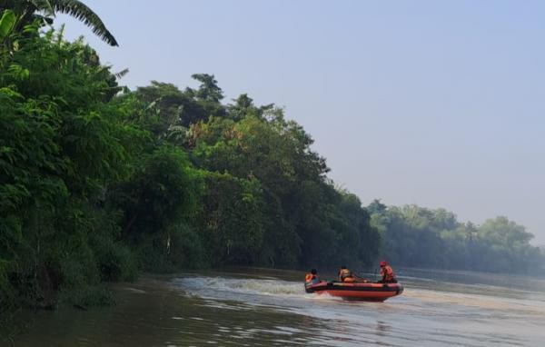 Belum Ditemukan, Pencarian Korban Terseret Arus di Sungai Ciujung Dilanjutkan Besok