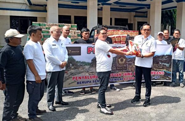 Donasi Kemanusiaan 2000 USD dari Jawa Eye untuk Korban Banjir Bandang Kabupaten Lahat