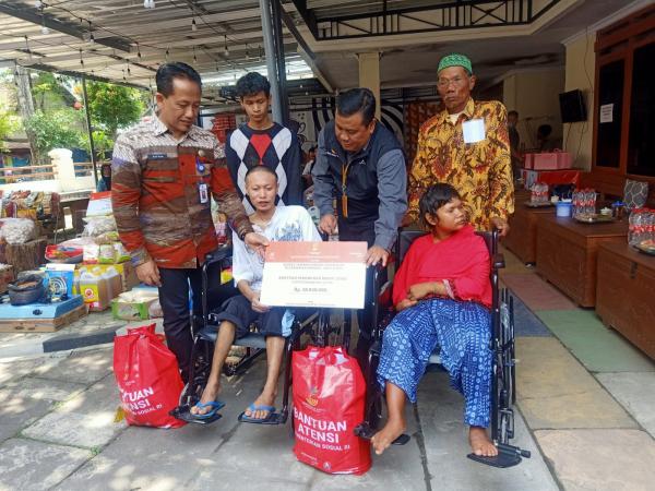 451 Penyandang Disabilitas dan Lansia Terima Bantuan Rp340 Juta, Eks Napi Narkoba Dapat Kambing