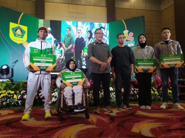 Plt Bupati Bogor Gelontorkan Bonus Atlet dan Pelatih Porprov & Peparda 2022 Kabupaten Bogor