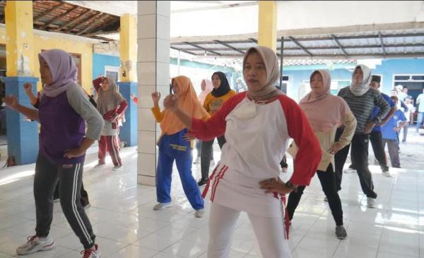 Pemdes Tanjung Ajak Masyarakat Hidup Sehat, lewat Senam Kesehatan Jasmani