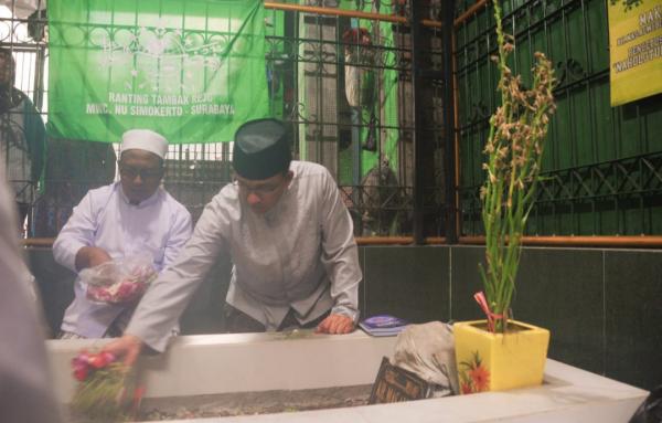 Ziarah ke Makam KH Mas Alwi, Cara Anies Beri Penghormatan Salah Satu Pencetus Nama NU