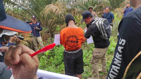 Polisi Gelar Rekonstruksi Kasus Pembunuhan Hafizah di Perkebunan Kelapa Sawit