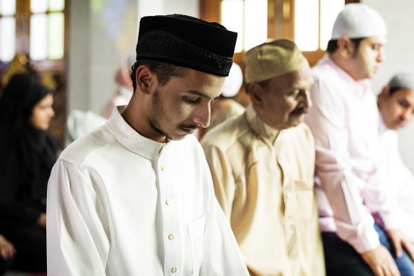 3 Keutamaan Sholat Tarawih, Berikut Tata Cara Mengerjakannya