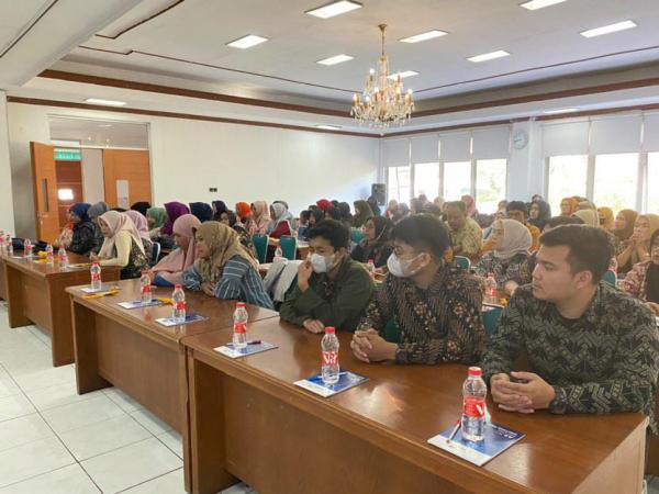 Sebagai Perusahaan Besar Anggota DPR RI Budhy Setiawan Minta SIG Turut Serta Bangun Insfrastruktur