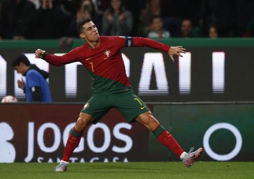 Kisah Menyentuh Cristiano Ronaldo Dijual ke Spanyol Rp2,61 Triliun, Demi Negara yang Merugi ?