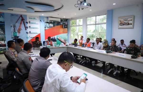 Kapolda Banten Laksanakan Rapat dan Monitoring Kesiapan Pelayanan di Pelabuhan Pelindo Ciwandan