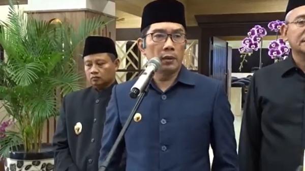 Ridwan Kamil Bakal Evaluasi Pencalonan Ujang Hamdun di DKM Al Jabbar Buntut Video Tenteng Senapan