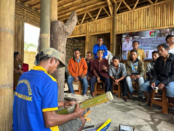 Warga Binaan Pemasyarakatan Waikabubak jadi Narasumber Pelatihan Kerajinan