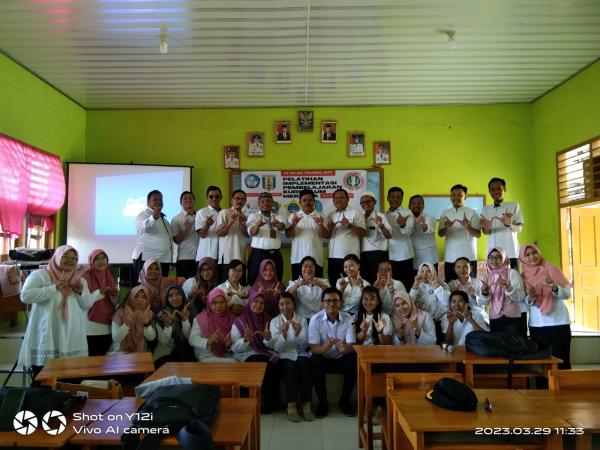7 Sekolah SMP Sub Rayon Banjit Ikuti IHT Implementasi Pembelajaran Kurikulum Merdeka
