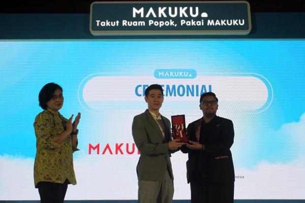 MAKUKU Ukir 2 Rekor MURI Jadi Popok Super Tipis dan Anti Gumpal di Indonesia