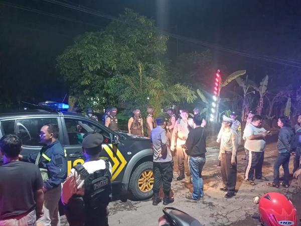 Gabungan Polres Nganjuk dan Polsek Gelar Patroli Skala Besar di Wilayah Tanjunganom