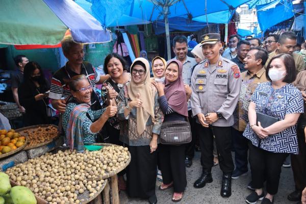 Tak Mau Warga Resah, Walikota Pematang Siantar Cek Langsung Stok dan Harga Sembako di Pasar