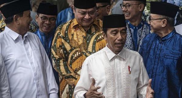 Ditanya Soal Reshuffle Kabinet, Jokowi: Ditunggu Saja