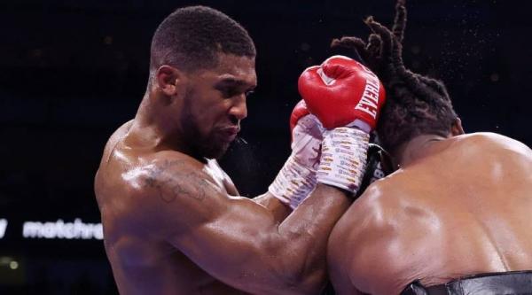 Anthony Joshua Masih Anak Mami, Hanya Menang Angka atas Jermaine Franklin