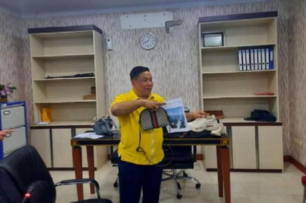 Diduga Hina Profesi Wartawan, Sekda Riau Didesak Minta Maaf