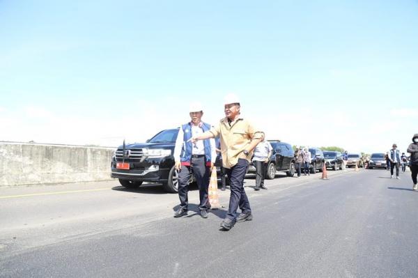 Pantau Perbaikan Jalan Tol Palembang-Kayuagung, Gubernur Sumsel Pastikan H-10 Lebaran Selesai