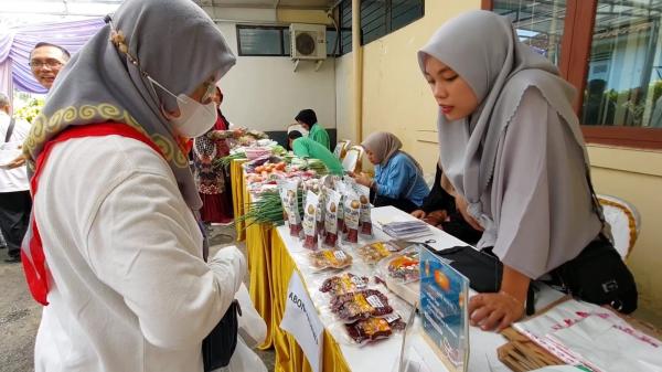 Kendalikan Inflasi, Disnakkan Ciamis Gelar Bazar Ramadhan