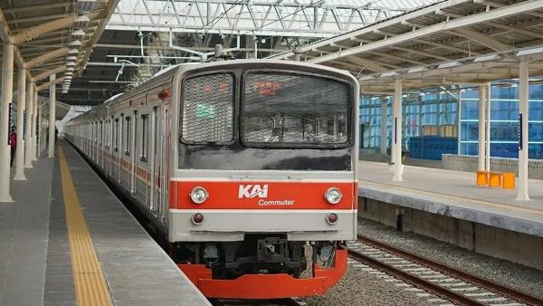 Makin Mudah Beli Tiket KRL Commuter Line, Begini Caranya dengan Memakai OVO