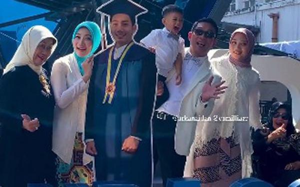 Atalia Praratya Haru Kegelisahannya Terjawab, Eril Diwisuda ITB