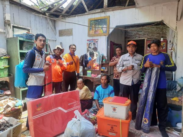 Bantuan Logistik Mulai Diberikan BPBD Probolinggo Terhadap Korban Cuaca Ekstrem