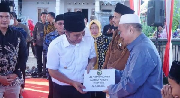 Kunker ke Pandeglang, Pj Gubernur Banten Tebar Bansos 