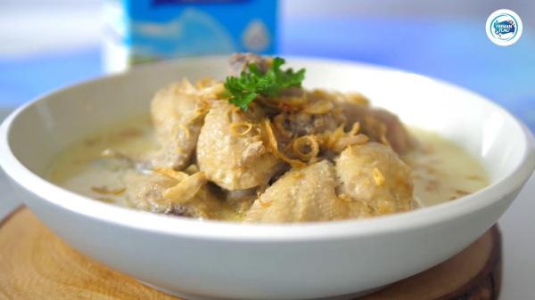 Resep Opor Ayam Susu Spesial Ala Chef Devina Menggugah Selera