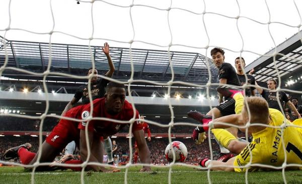 Arsenal Bermain Imbang dengan Liverpool, Mikel Arteta Puji Penjaga Gawang Aaron Ramsdale