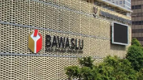 Imbauan Bawaslu : Caleg Tak Lakukan Politik Uang Bermodus Zakat dan THR