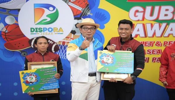 Ridwan Kamil Guyur Atlet SEA Games dan Para Games Bonus Rp18 Miliar