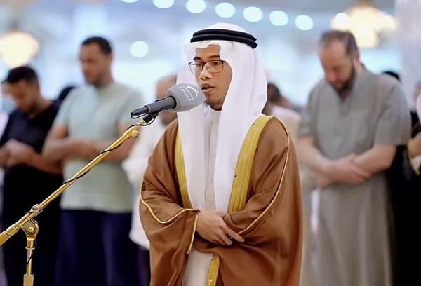 Inspiratif! Asep Ismatullah Pria Asal Banten Jadi Imam Besar di Masjid Dubai