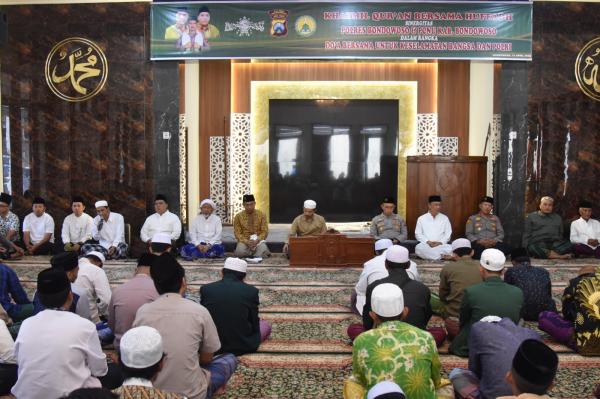 Tingkatkan Keimanan dan Ketakwaan,  Polres Bondowoso Bersama PCNU Gelar Khotmil Qur'an