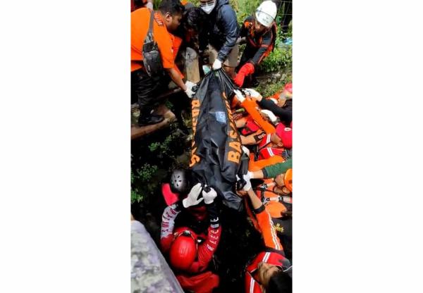Tim SAR Gabungan Temukan Remaja Tenggelam saat Berenang di Sungai Simohilir Surabaya