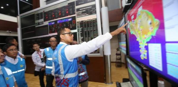 Sukses Jalankan Transformasi Digital, Dirut PLN Dianugerahi The Most Reputable CEO in Digital Platfo