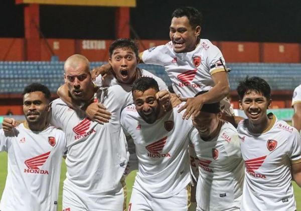 PSM Makassar Beruntung, Dapat Trofi Liga 1 Desain Baru, Mirip Trofi Piala Dunia