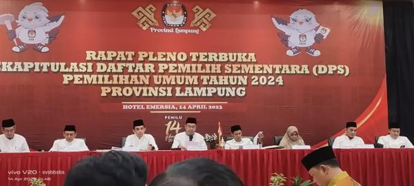 Rapat Pleno KPU Lampung Tetapkan 25.811 TPS dengan 6.650.152 Pemilih