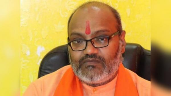 Viral, Pendeta Hindu India Serukan Pengikutnya Serang Makkah dan Ubah Ka'bah Jadi Kuil
