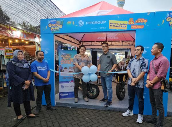 FIFGROUP Grebeg Pasar Jadi Solusi Warga Surabaya, Ada Promo Tiga Kali Angsuran!