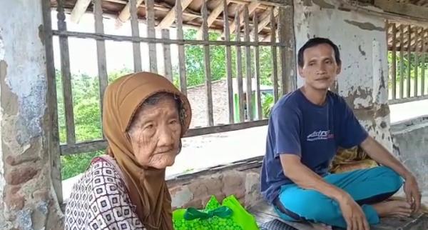 Viral! Seorang Nenek di Kabupaten Serang Berusia 100 Tahun Lebih, Aktif Beribadah Puasa