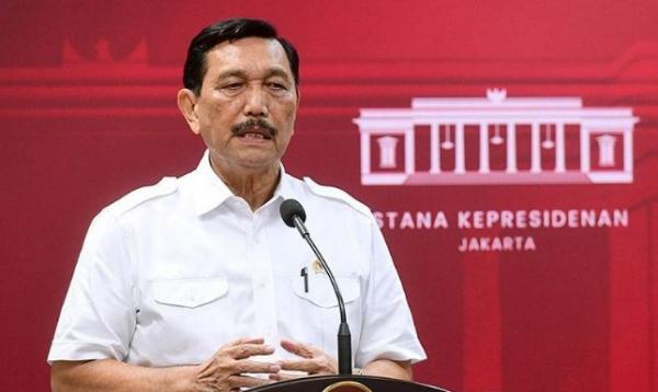 Jokowi Tunjuk Luhut Jadi Ketua Pengarah Satgas Tata Kelola Sawit