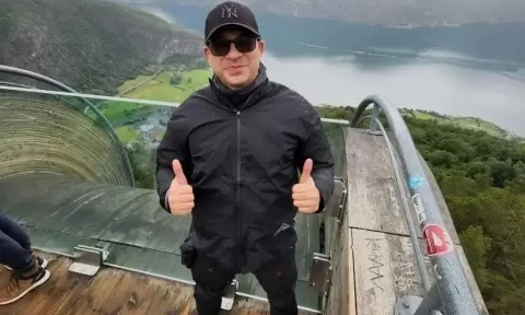 Cekcot Sejak 2020, Ari Wibowo Gugat Cerai Istri