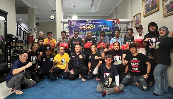 Satrel Ganjarist Kabupaten Tangerang Berbagi 100 Paket Sembako untuk Warga