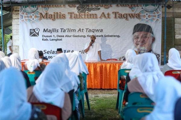 TGS Ganjar Sumut Manfaatkan Momen Akhir Ramadan Untuk Berbagi Takjil dan Safari Majelis Taklim