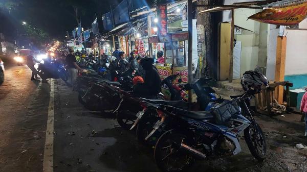 Berkah Arus Mudik 2023, Pendapatan Pedagang di Rest Area SPBU Budiman Gentong Tasikmalaya Meningkat